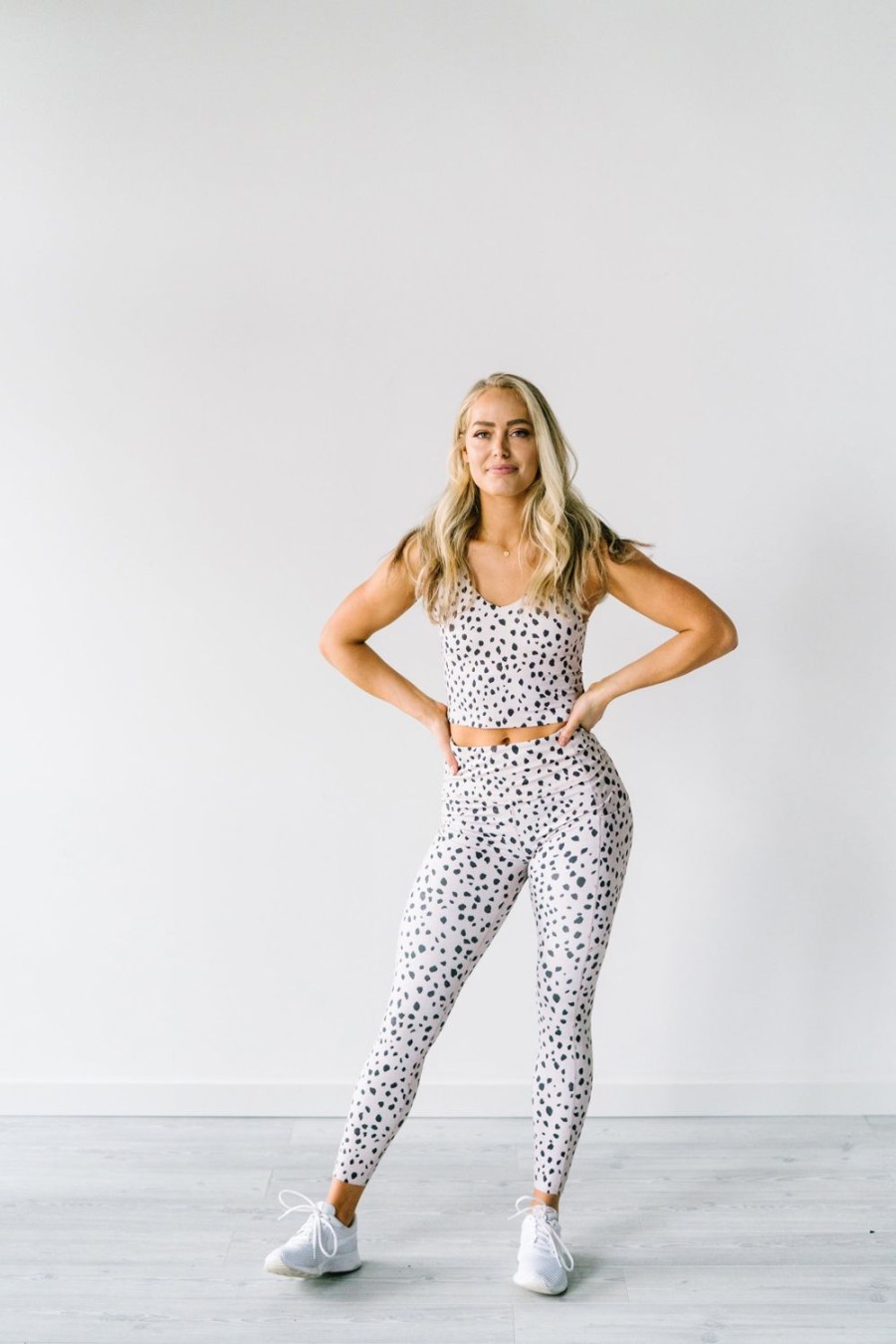 Bottoms Maven Thread | Focus Leggings - Dalmatian | Mt Luxe