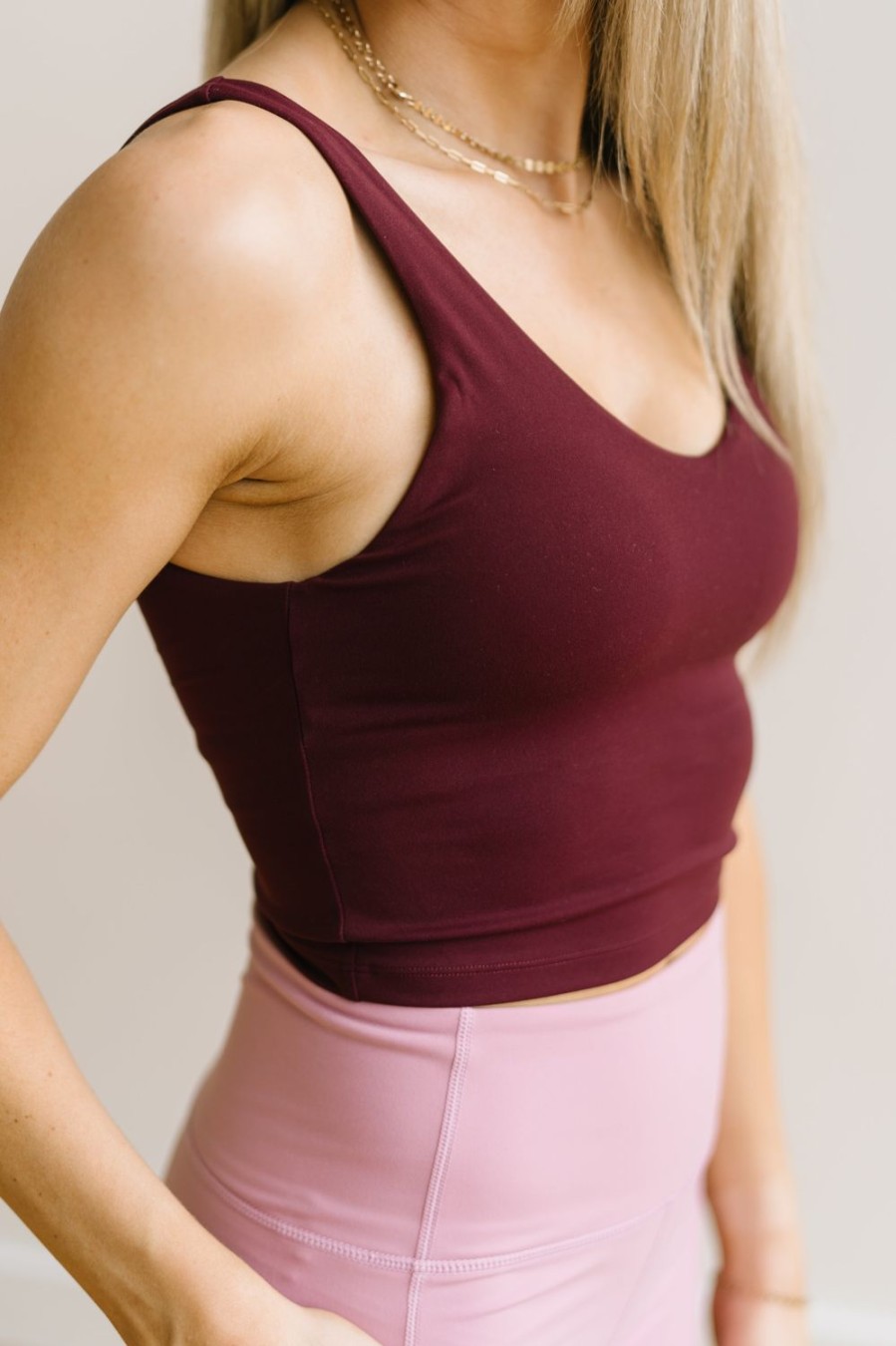 Tops Maven Thread | Crop Tank Sports Bra - Burgundy | Mt Luxe