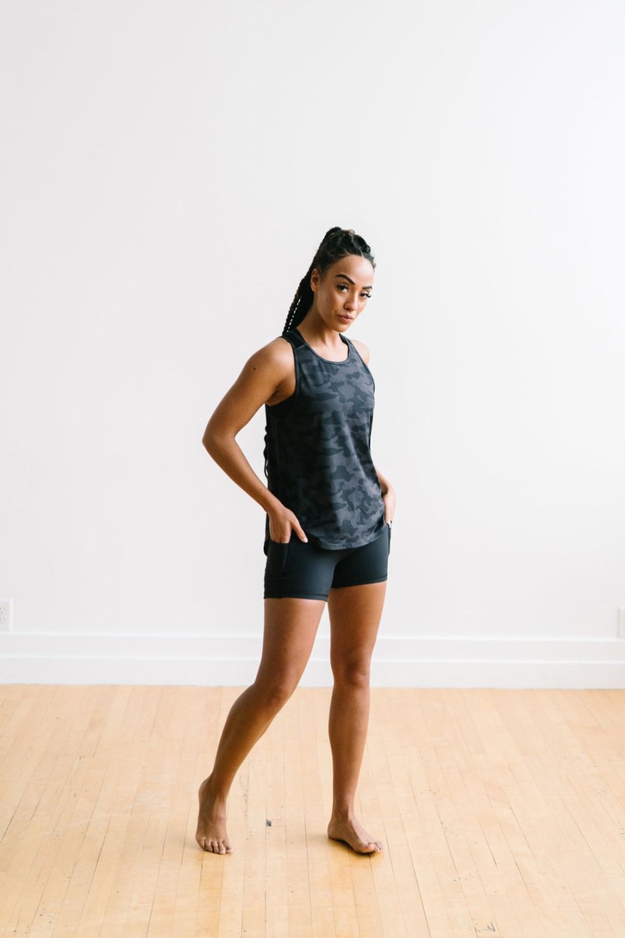 Tops Maven Thread | Breathe Tank - Black Camo