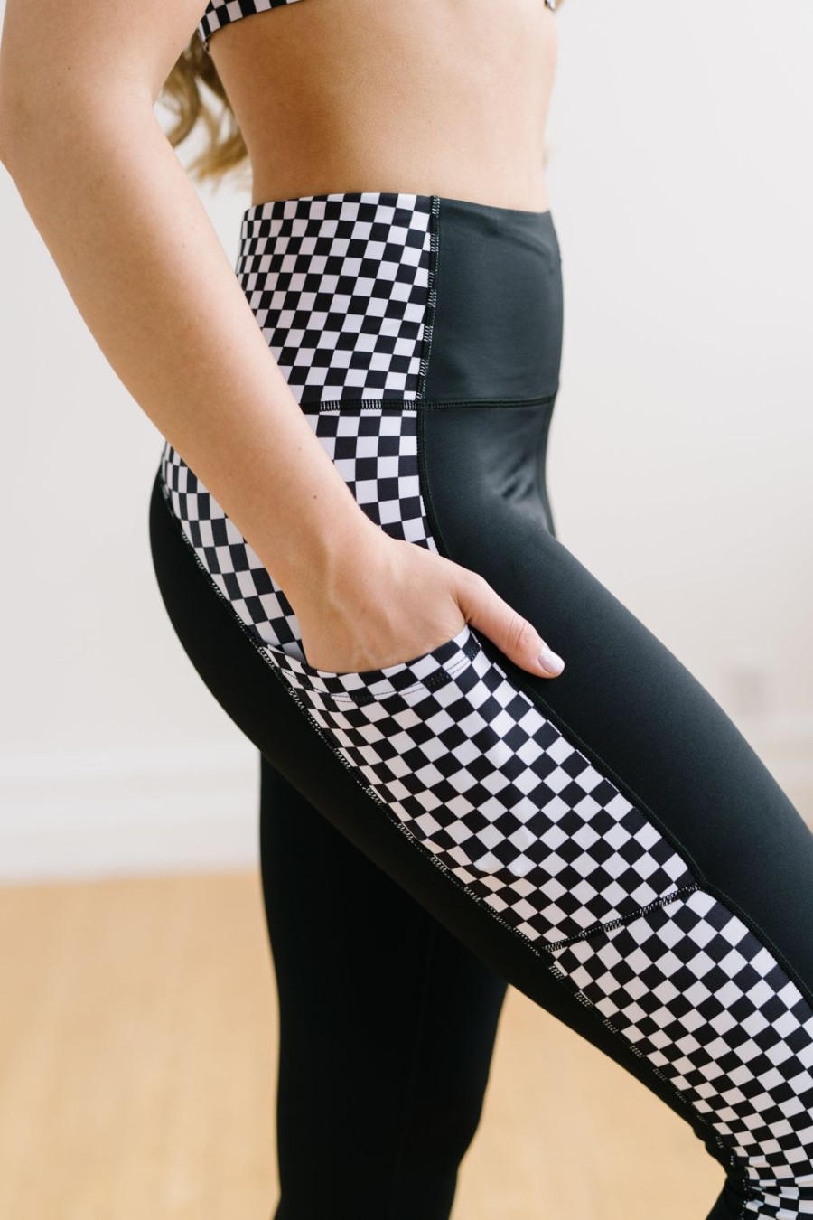 Bottoms Maven Thread | Inspire Leggings - B&W Checkered | Mt Sport