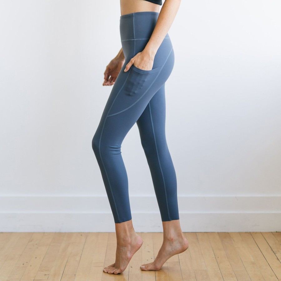 Bottoms Maven Thread | Focus Leggings - Dusty Blue | Mt Luxe